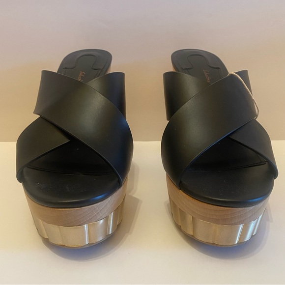 Salvatore Ferragamo 'Agira' Black Leather and Wood Slide Sandals 6.5 C NIB - Picture 3 of 8